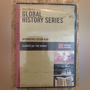 Multimedia Classroom Global History Series: Secrets Of The Koran By History Ed